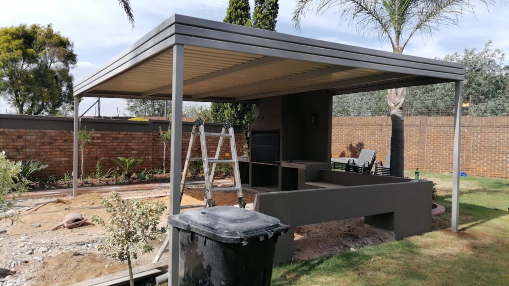 CHROMADEK CARPORT WITH 3 TIER FASCIA